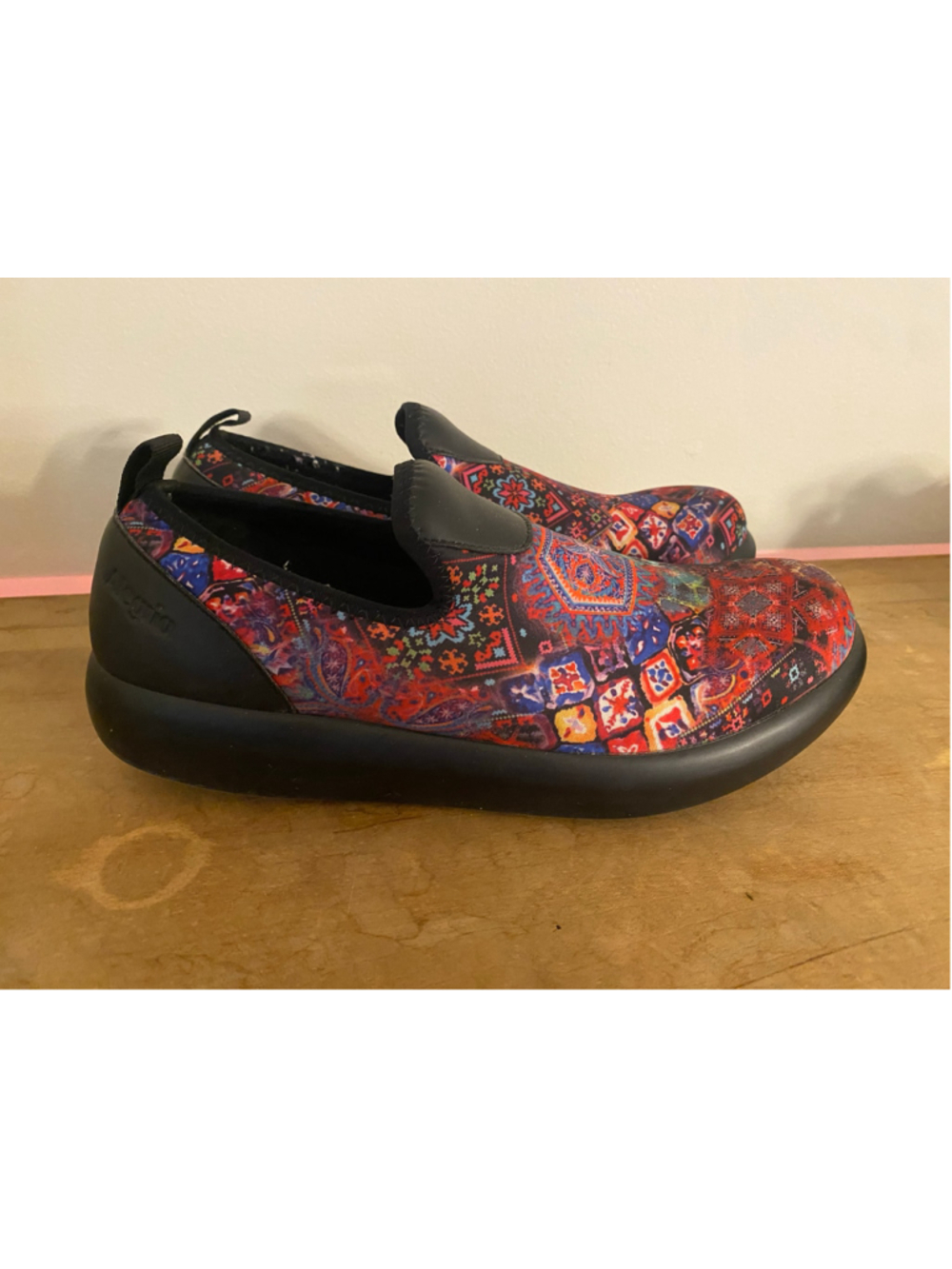 Alegria size 40 9.5-10 Eden Beauty Blur Shoe black red comfort